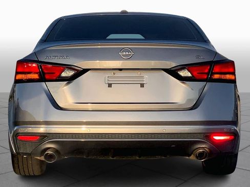 Used 2024 Nissan Altima 2.5 SL FWD image 5