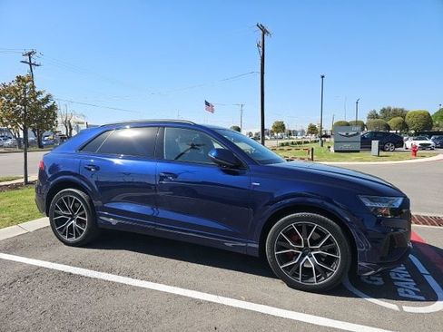 Used 2020 Audi Q8 Premium Plus image 2