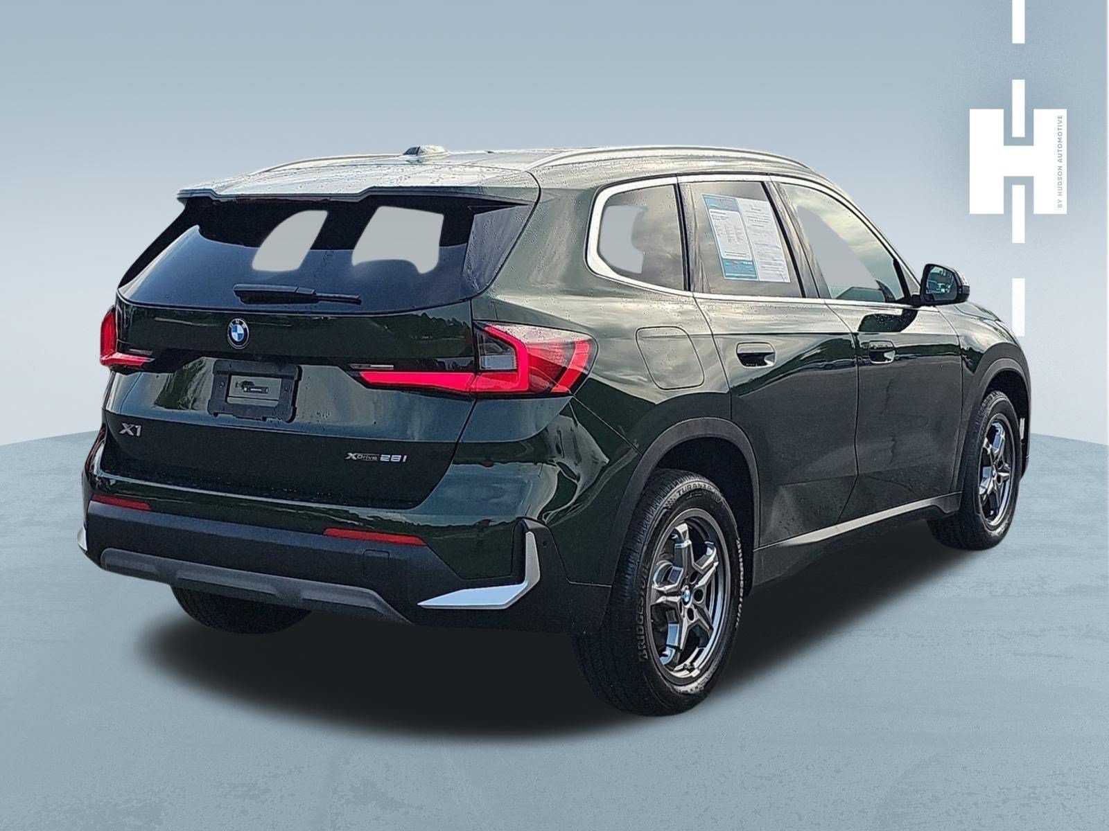 Used 2023 BMW X1 xDrive28i w/ Premium Package AWD/4WD image 4