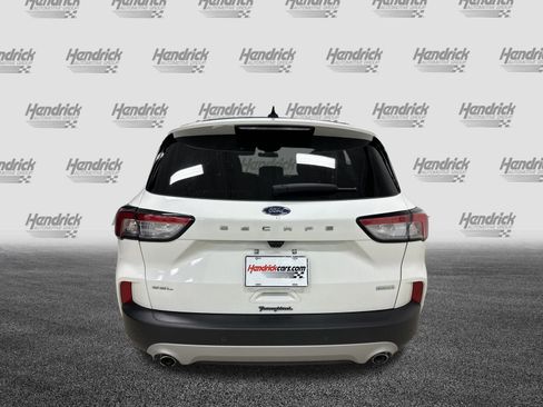 Used 2020 Ford Escape SEL image 9