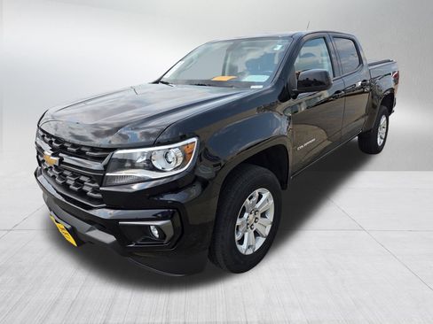 Used 2022 Chevrolet Colorado LT w/ Luxury Package AWD/4WD image 3