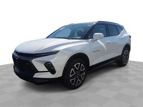 Certified 2023 Chevrolet Blazer RS image 34