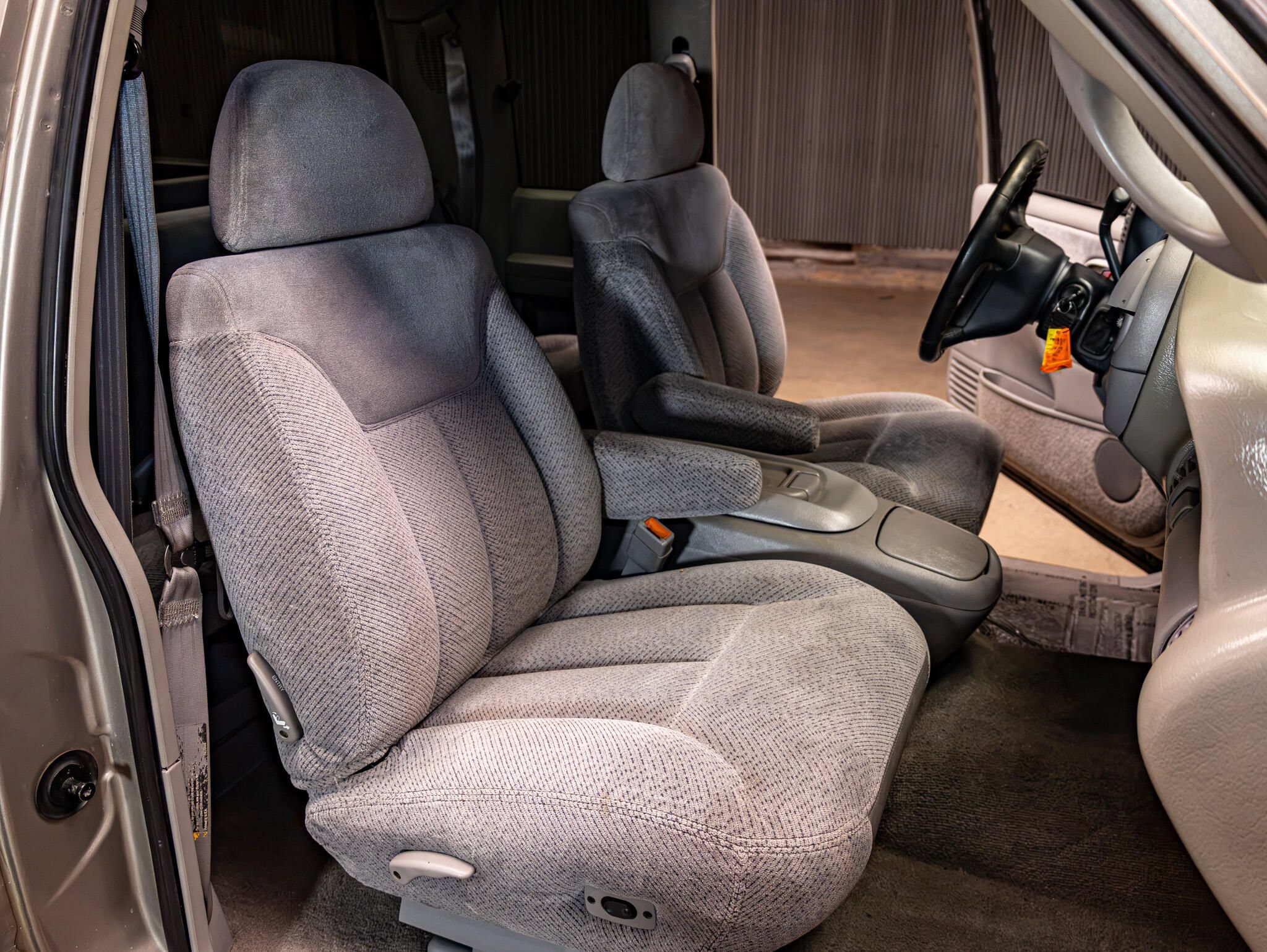Used 1998 Chevrolet Silverado 2500 2WD Extended Cab w/ Preferred Equipment Group 2 image 23