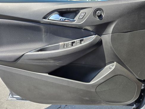 Used 2019 Chevrolet Cruze LT w/ Convenience Package FWD image 20