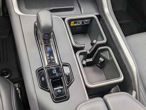New 2026 Lexus TX 500h AWD image 24