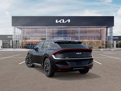 New 2025 Kia EV6 image 4