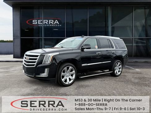 Used 2016 Cadillac Escalade Premium AWD/4WD image 1