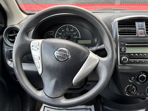 Used 2015 Nissan Versa S FWD image 25