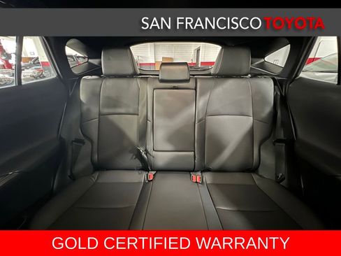 Certified 2021 Toyota Venza XLE image 14