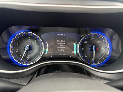 New 2026 Chrysler Pacifica Select image 17