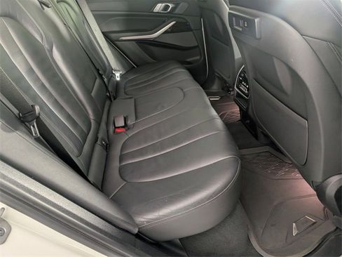 Used 2021 BMW X5 xDrive40i w/ M Sport Package image 34