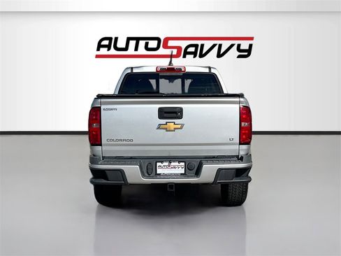 Used 2017 Chevrolet Colorado LT w/ LT Convenience Package image 6