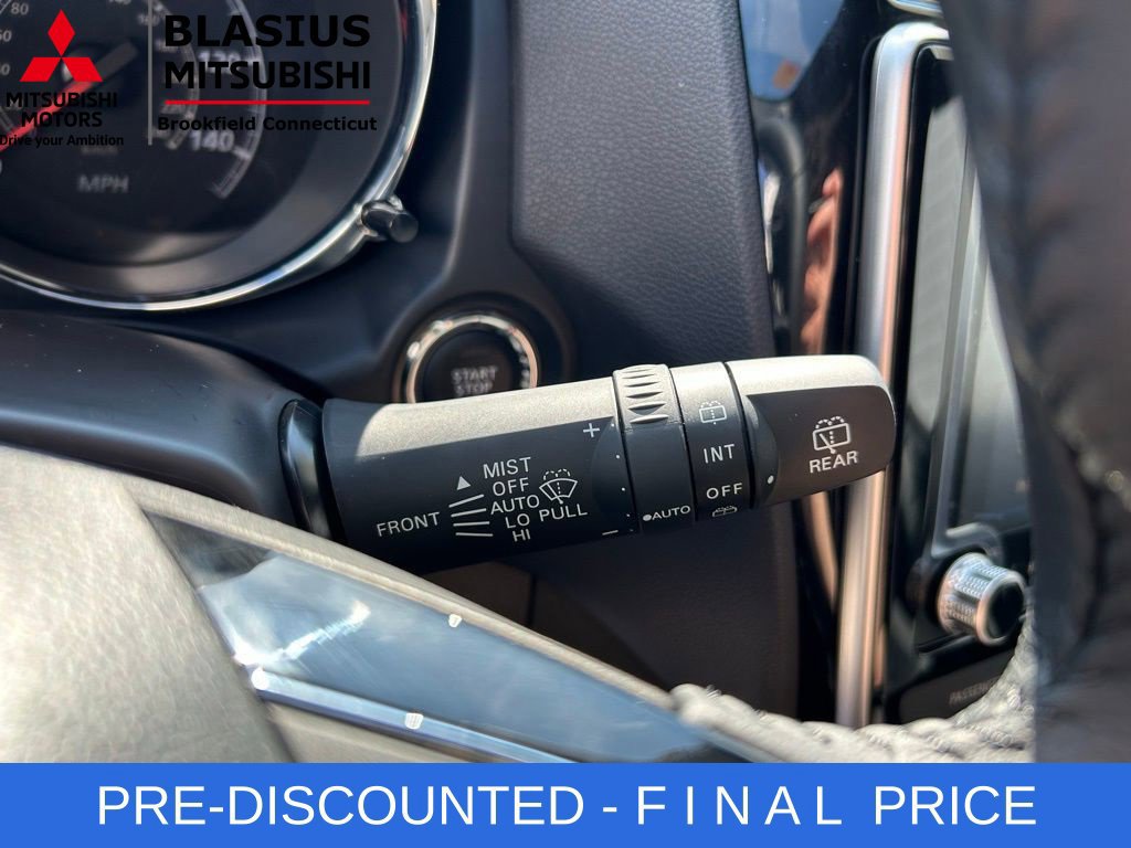 Used 2025 Mitsubishi Outlander Sport SEL AWD/4WD image 53