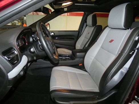 Used 2024 Dodge Durango Citadel image 9
