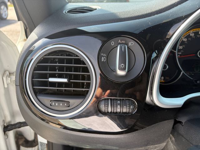 Used 2016 Volkswagen Beetle 1.8T Dune FWD image 27