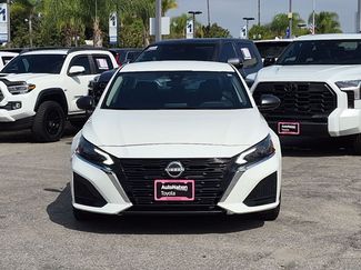 Used 2025 Nissan Altima 2.5 SV FWD video 2
