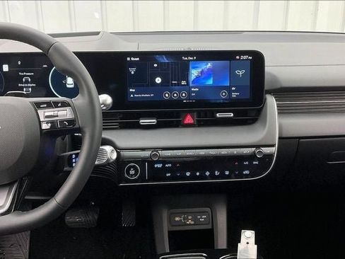 New 2026 Hyundai Ioniq 5 Limited image 7