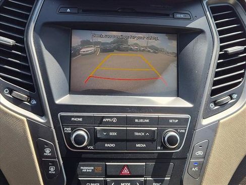 Used 2017 Hyundai Santa Fe Sport FWD image 12
