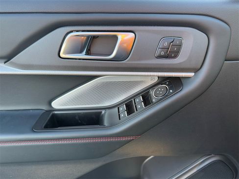New 2026 Ford Explorer ST w/ Sun And Sound Package image 8