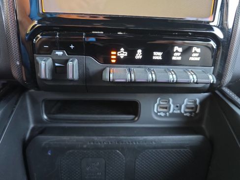 Used 2022 RAM 1500 Limited image 26