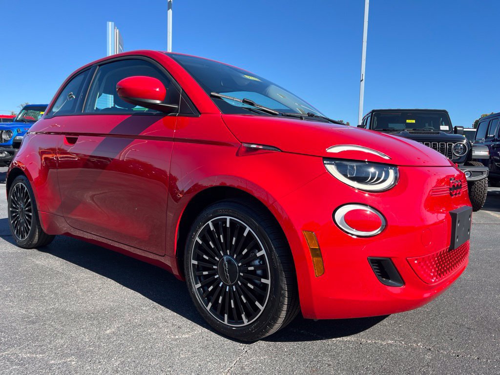 Used 2024 FIAT 500 e (RED) FWD image 52