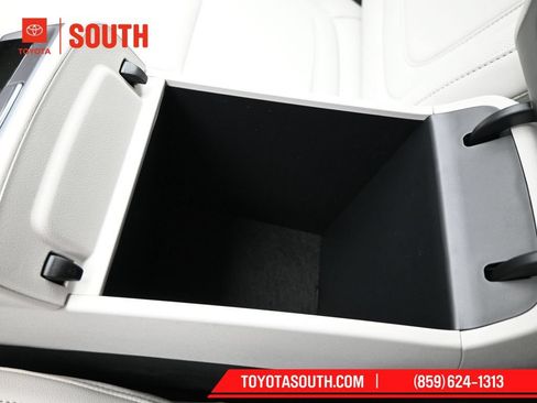 Used 2025 Hyundai Tucson SEL AWD/4WD image 23