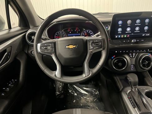 Certified 2023 Chevrolet Blazer LT image 17