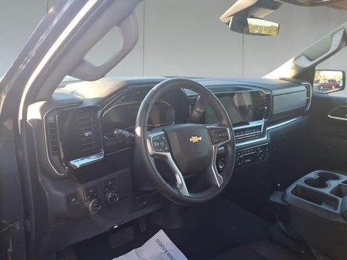 Used 2024 Chevrolet Silverado 1500 LT image 28
