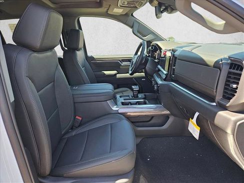 New 2026 Chevrolet Silverado 1500 LTZ w/ LTZ Premium Package AWD/4WD image 17