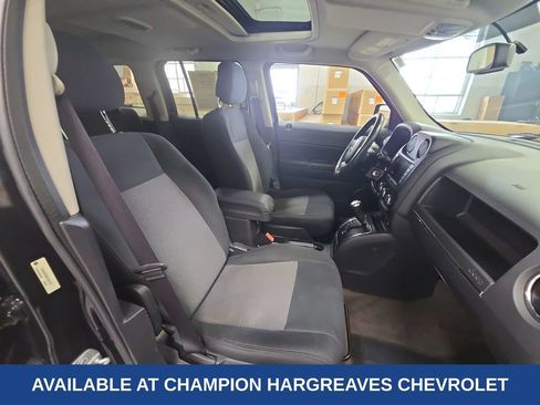 Used 2014 Jeep Patriot Latitude w/ Sun/Sound Group AWD/4WD image 36