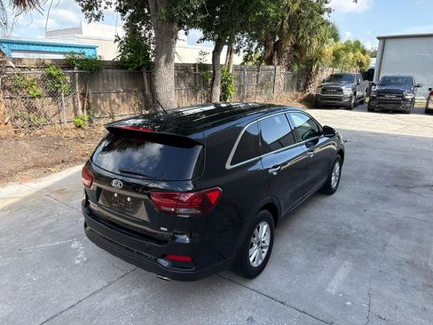 Used 2019 Kia Sorento L FWD image 5