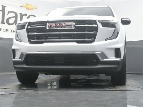 Used 2025 GMC Acadia Elevation image 57