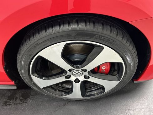 Used 2016 Volkswagen GTI Autobahn w/ Lighting Package (SEL) FWD image 8