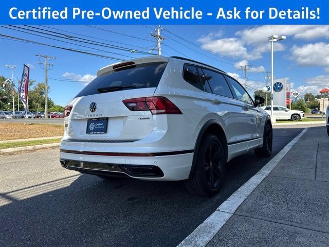 Used 2023 Volkswagen Tiguan SE R-Line AWD/4WD image 9