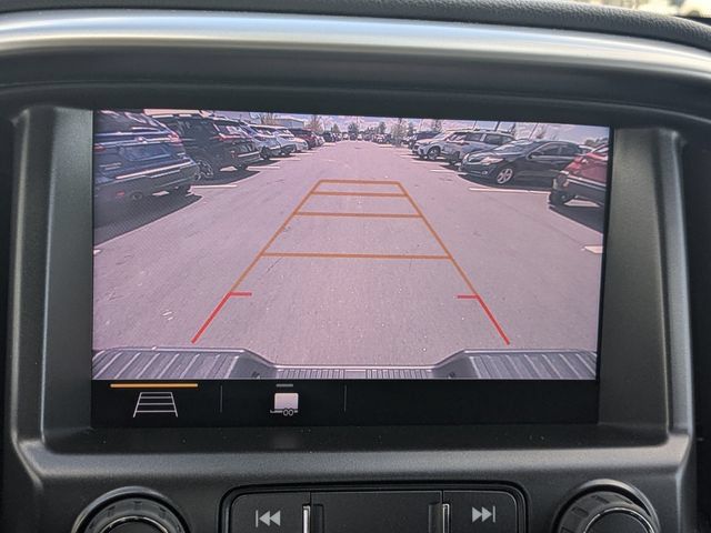 Used 2022 Chevrolet Colorado LT RWD image 16