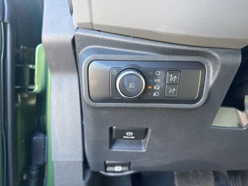 Used 2022 Ford Bronco Black Diamond image 26