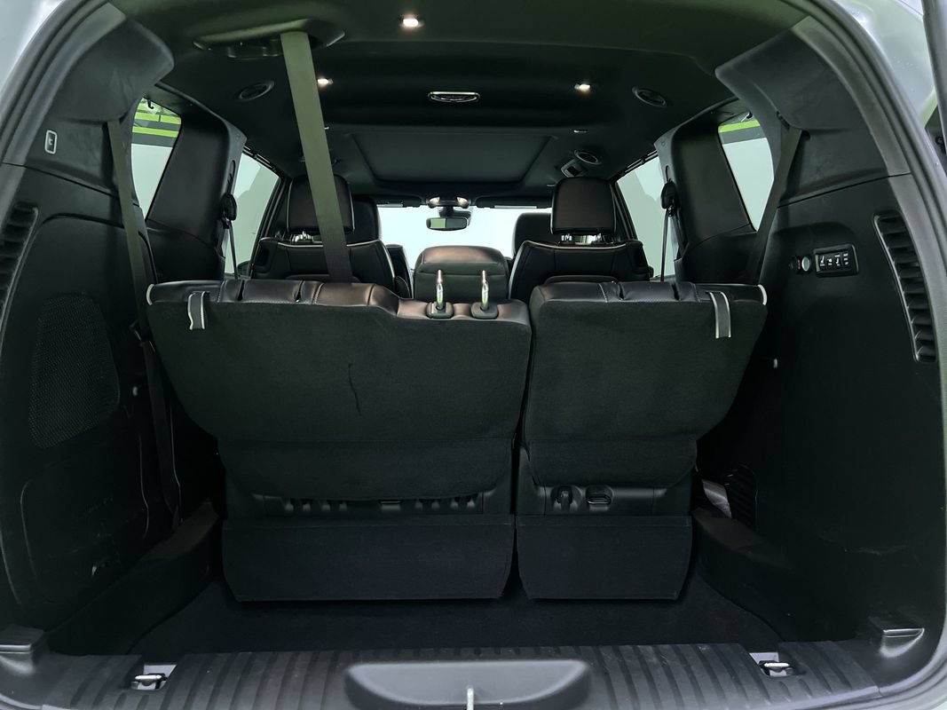 Used 2023 Chrysler Pacifica Limited w/ Uconnect Theater Family Group AWD/4WD image 31