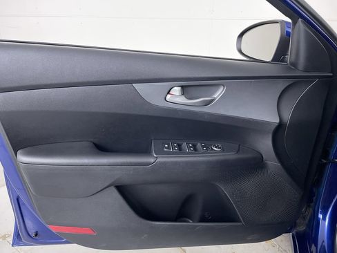 Used 2020 Kia Forte LXS image 10