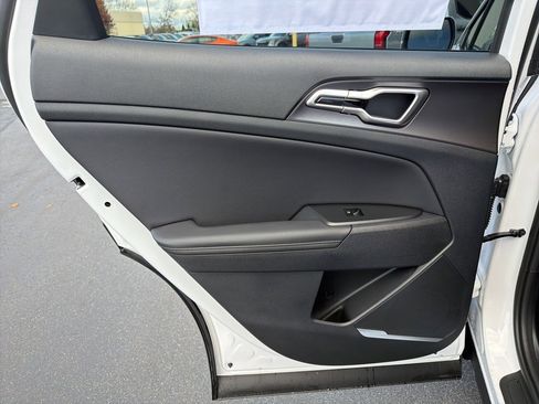 New 2026 Kia Sportage EX image 20