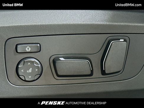 Used 2025 BMW X3 xDrive30i w/ Premium Package image 4