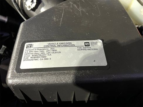 Used 2021 Chevrolet Silverado 1500 LT Trail Boss w/ Convenience Package II image 39