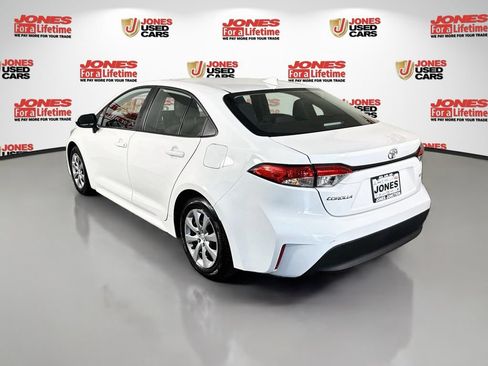 Certified 2026 Toyota Corolla LE FWD image 2