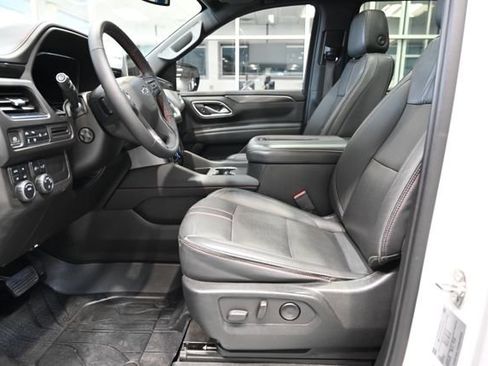 Used 2022 Chevrolet Tahoe RST w/ Luxury Package AWD/4WD image 11