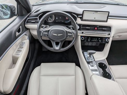 Used 2024 Genesis G70 2.5T RWD image 31