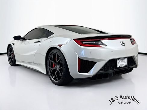 Used 2017 Acura NSX AWD/4WD image 5