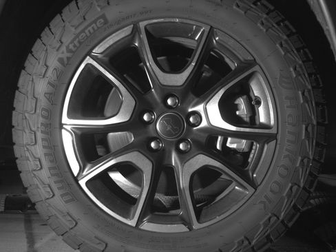 Used 2025 Jeep Compass Trailhawk AWD/4WD image 13