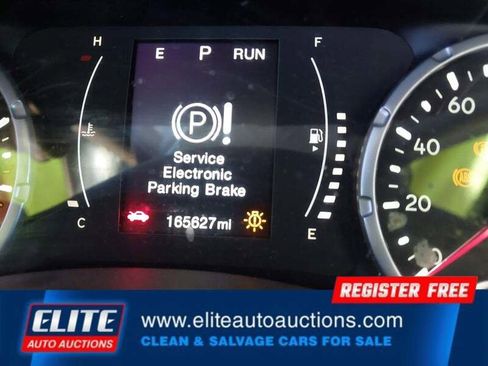 Used 2016 Jeep Renegade Latitude image 29