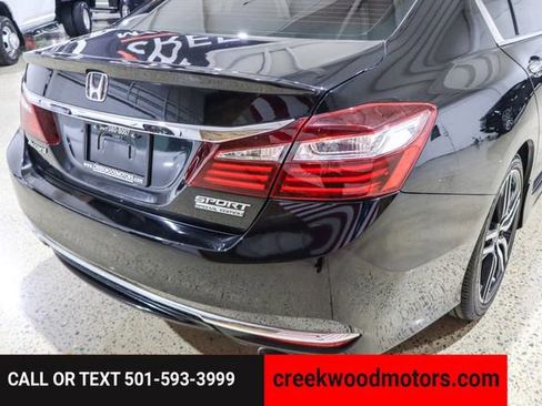 Used 2017 Honda Accord Sport Special Edition image 29