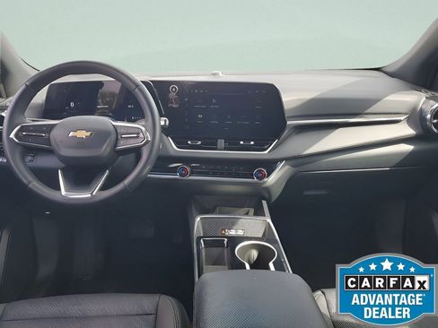 Used 2025 Chevrolet Equinox LT w/ Convenience Package II AWD/4WD image 10