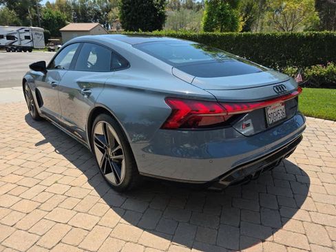 Used 2022 Audi RS e-tron GT w/ Year 1 Package AWD/4WD image 4